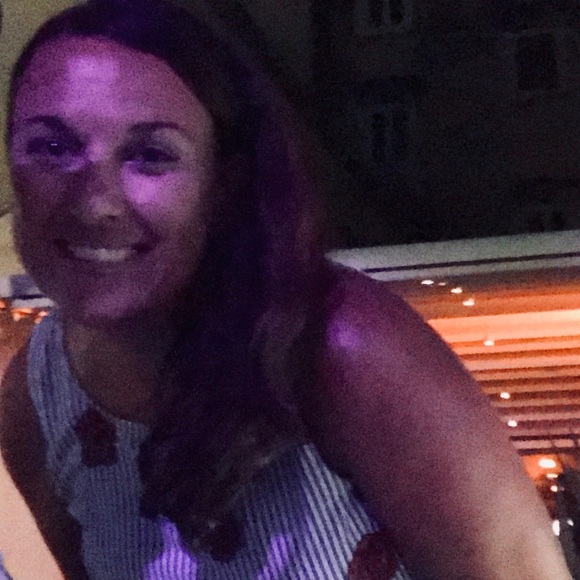 Meet your Posher, Kristina - Picture 1 of 1